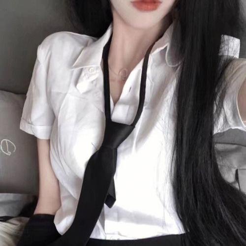 家政妇看见了!